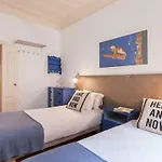 2 Bedroom With Patio Next To Avenida Da Liberdade Lisbon