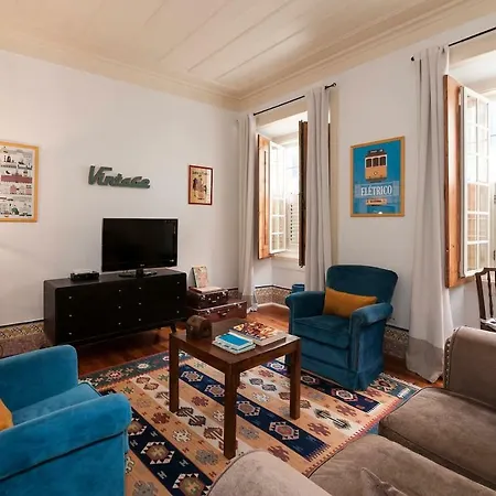 2 Bedroom With Patio Next To Avenida Da Liberdade Apartman