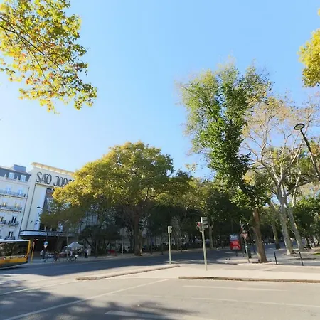 2 Bedroom With Patio Next To Avenida Da Liberdade Apartmán *