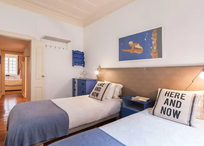 2 Bedroom With Patio Next To Avenida Da Liberdade Lisboa