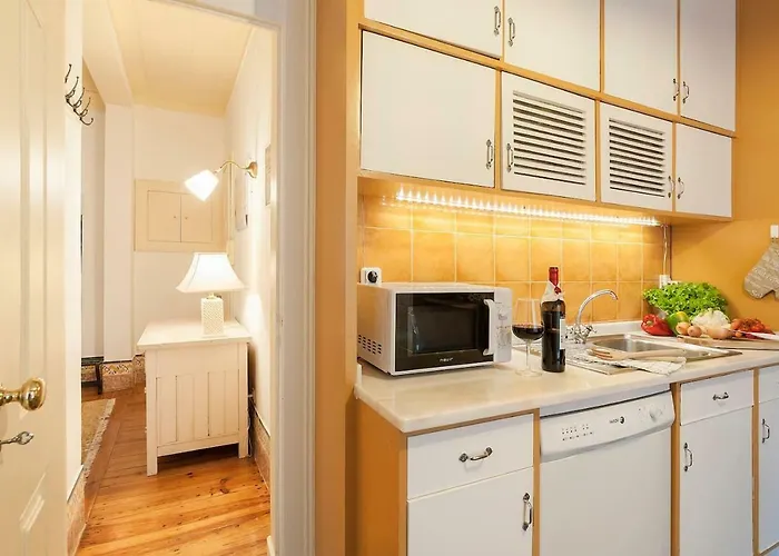2 Bedroom With Patio Next To Avenida Da Liberdade アパート *