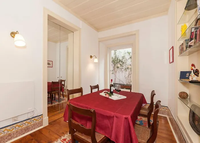 Apartmán 2 Bedroom With Patio Next To Avenida Da Liberdade