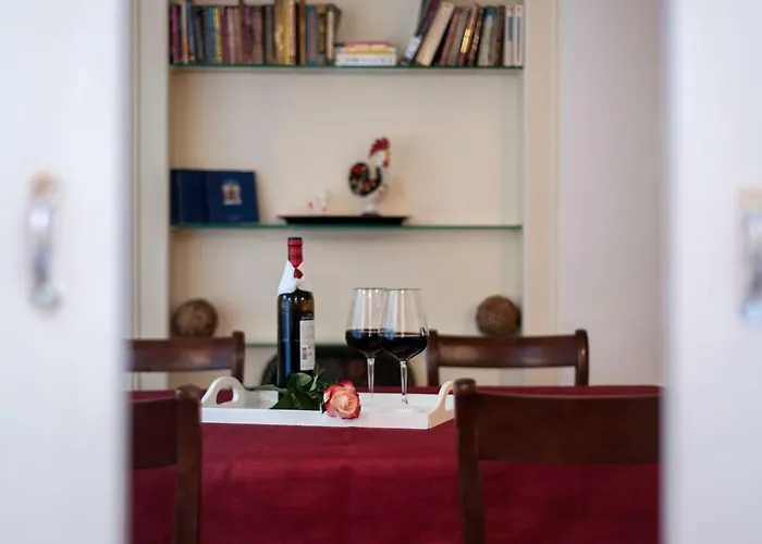 2 Bedroom With Patio Next To Avenida Da Liberdade דירה *